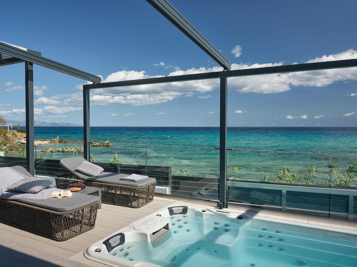 Blue View Villa - Coastal Elegance With Swim Spa, By Zantewize Alykanas  Luaran gambar