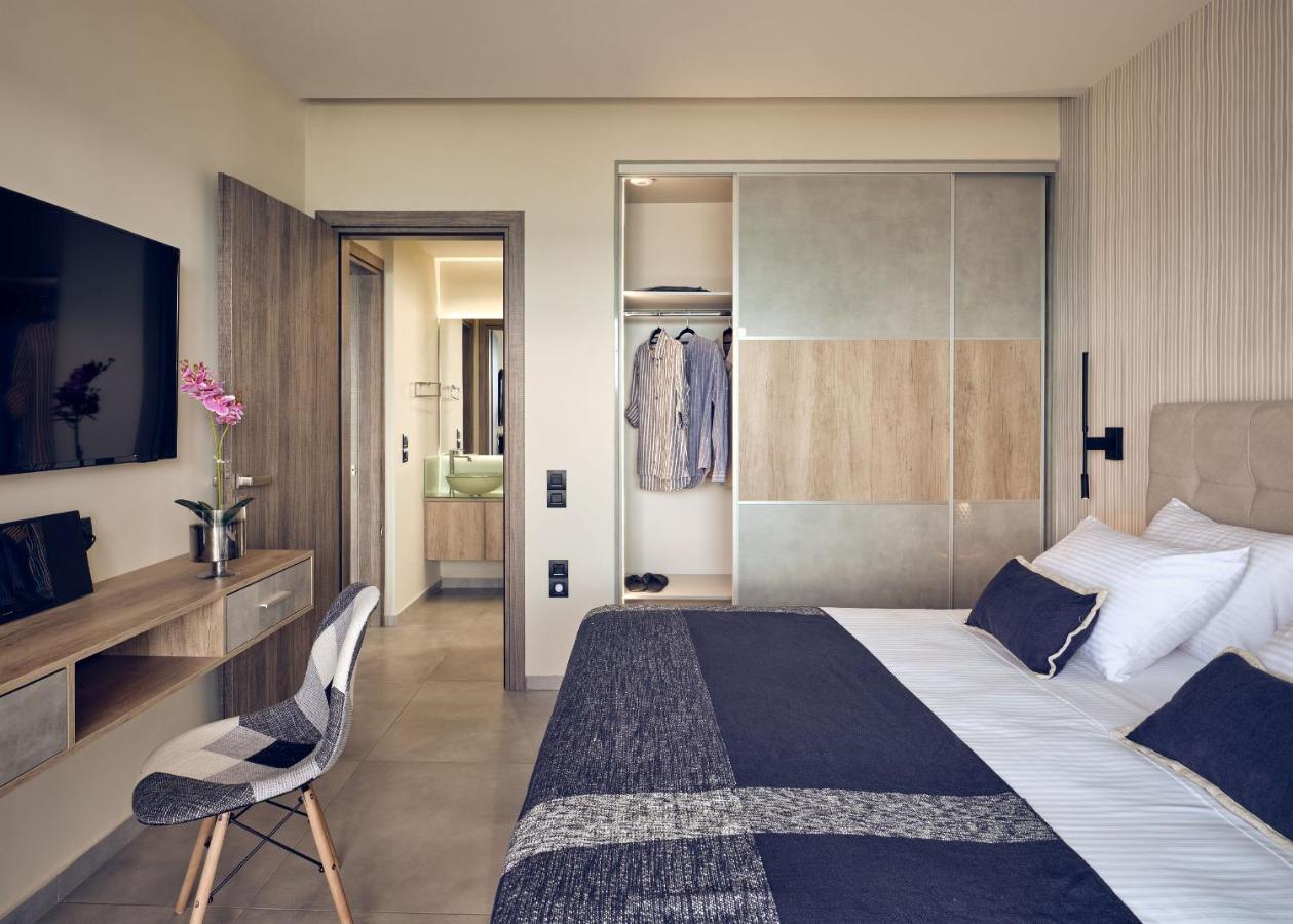 Blue View Villa - Coastal Elegance With Swim Spa, By Zantewize Alykanas  Luaran gambar